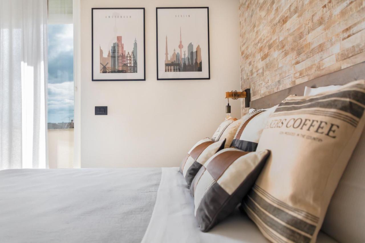 Urban Bed And Breakfast 우겐토 외부 사진